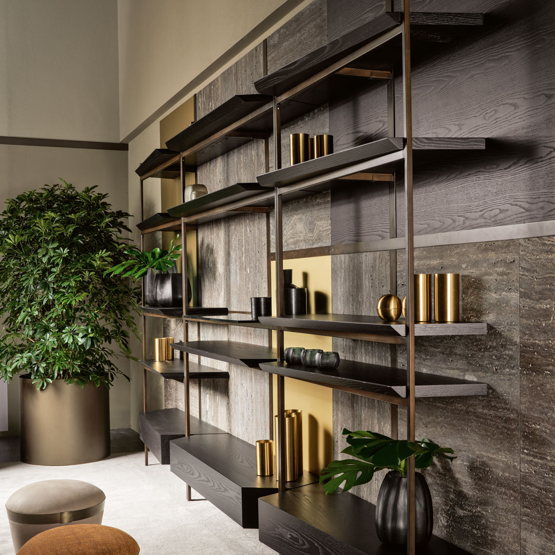 Self-supporting bookcases: a play of full and empty spaces. - Cantori