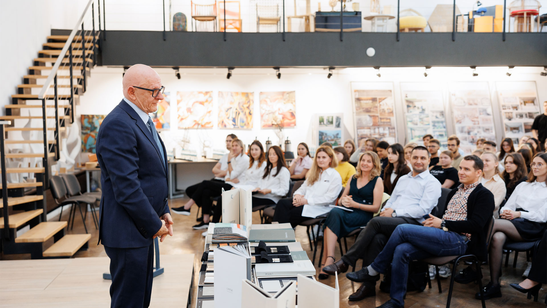 Cantori lancia il concorso "Design-concept at the mobilierului în stil Cantori” con l'Università di Chișinău (Moldavia) - Cantori