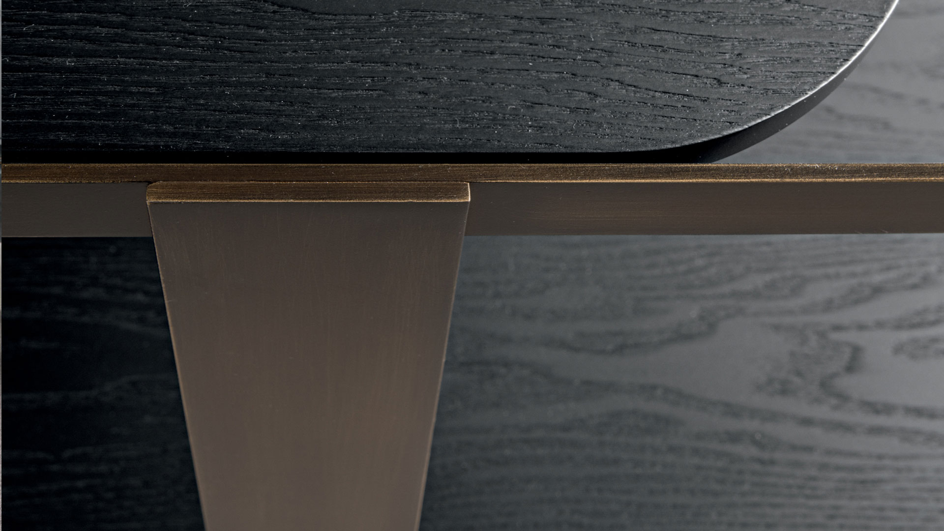 Conviviality Made in Italy: designer coffee tables - Cantori