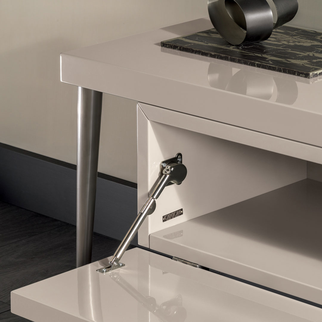 The TV stand, unusual, elegant and refined - Cantori