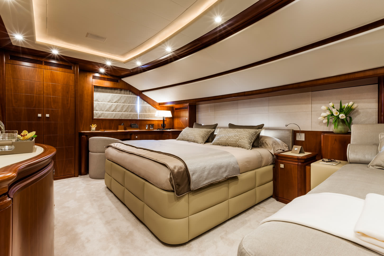 Superyacht Awards - Cantori
